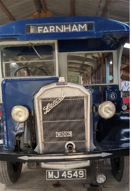 A Farnham Bus.